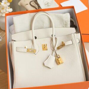 Classic Hermes Bag: A Stylish and Versatile Choice for Elegance